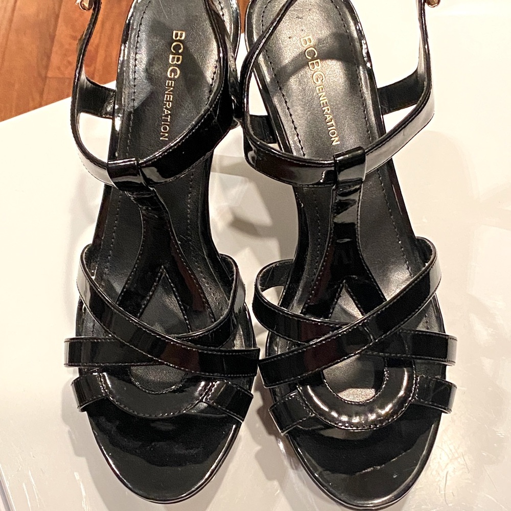 Bcbgeneration Preize Black Platform Heels. - image 2